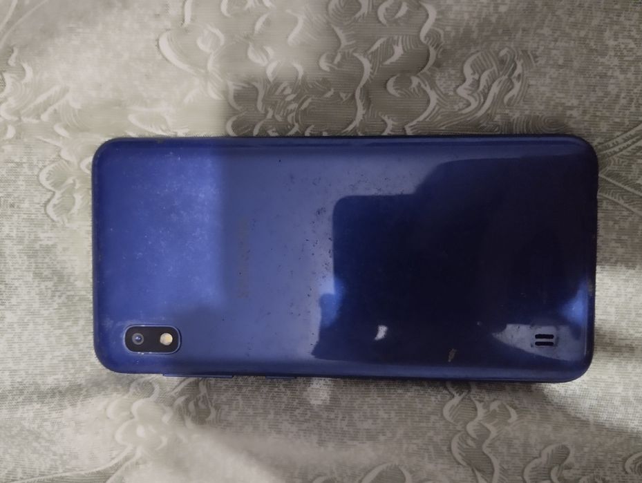 Продам два samsung galaxy a10