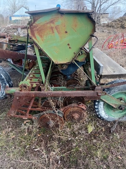Продам сеялку в хорошем состояний
