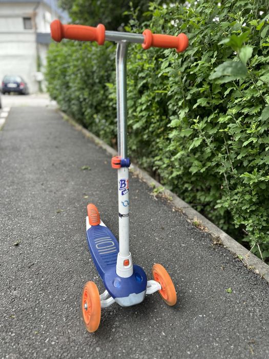 Ocazie! Trotinetă copii Oxelo B500 cu 3 roți (Decathlon)