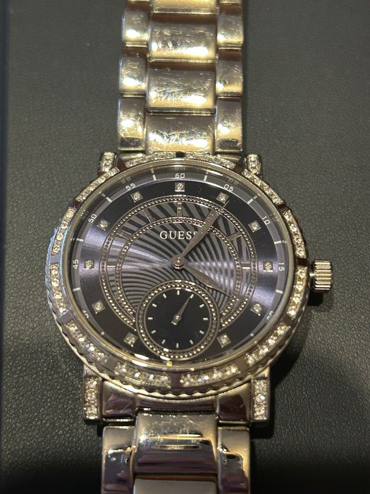 Оригинален дамски часовник Guess