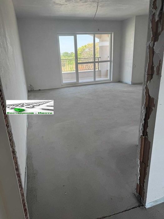 Тристаен апартамент в гр.Пловдив - кв. Остромила!