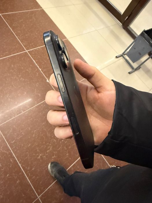 Продоется Iphone 16 pro