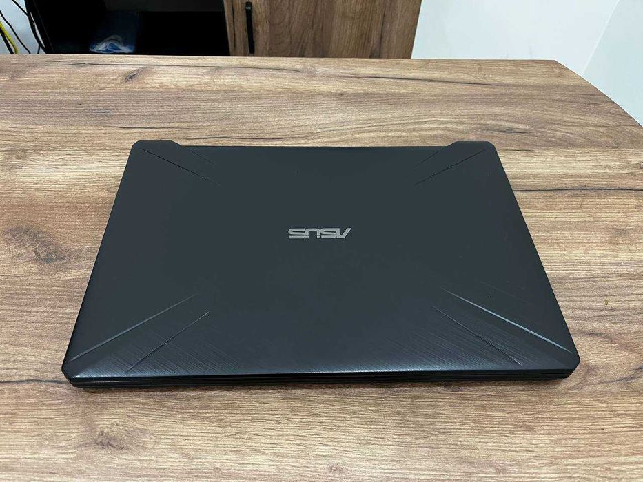 Игровой Ноутбук Asus TUF Gaming 17.3 Дисплей Ryzen 5
