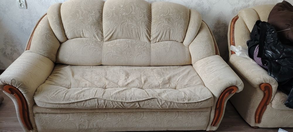 Диван 30000тг.     .