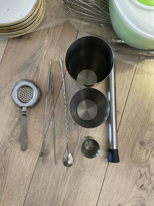 Продам  бар  набор