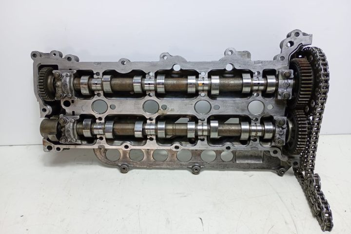Axe cu came cu capac chiuloasa 2.0 dci 8200539196 Nissan Qashqai