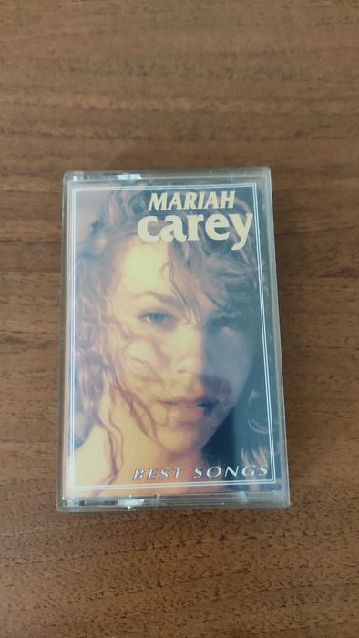 Аудиокасети с разнообразна музика