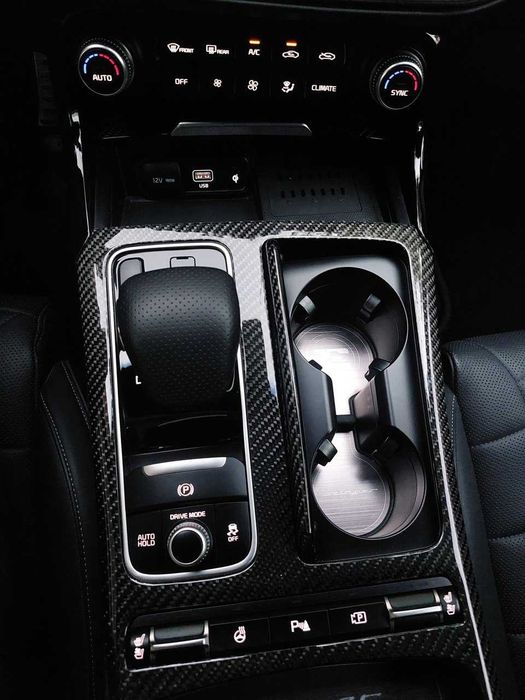 Продается KIA Stinger