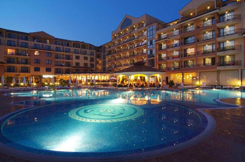 Обзаведен двустаен апартамент в к-с „Diamant Residence“