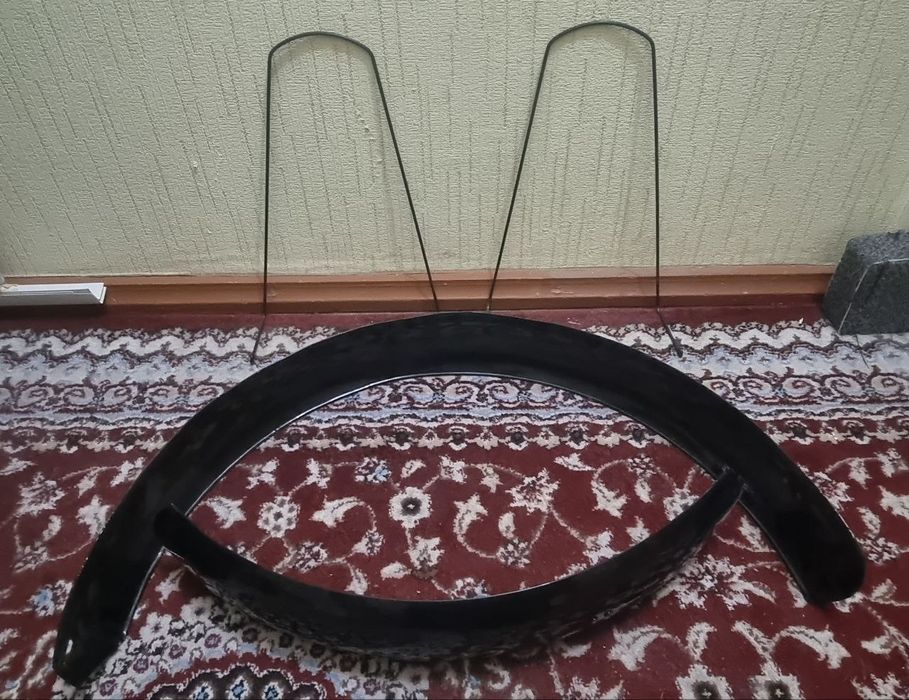 Shiroki Balon Krilo Sotiladi