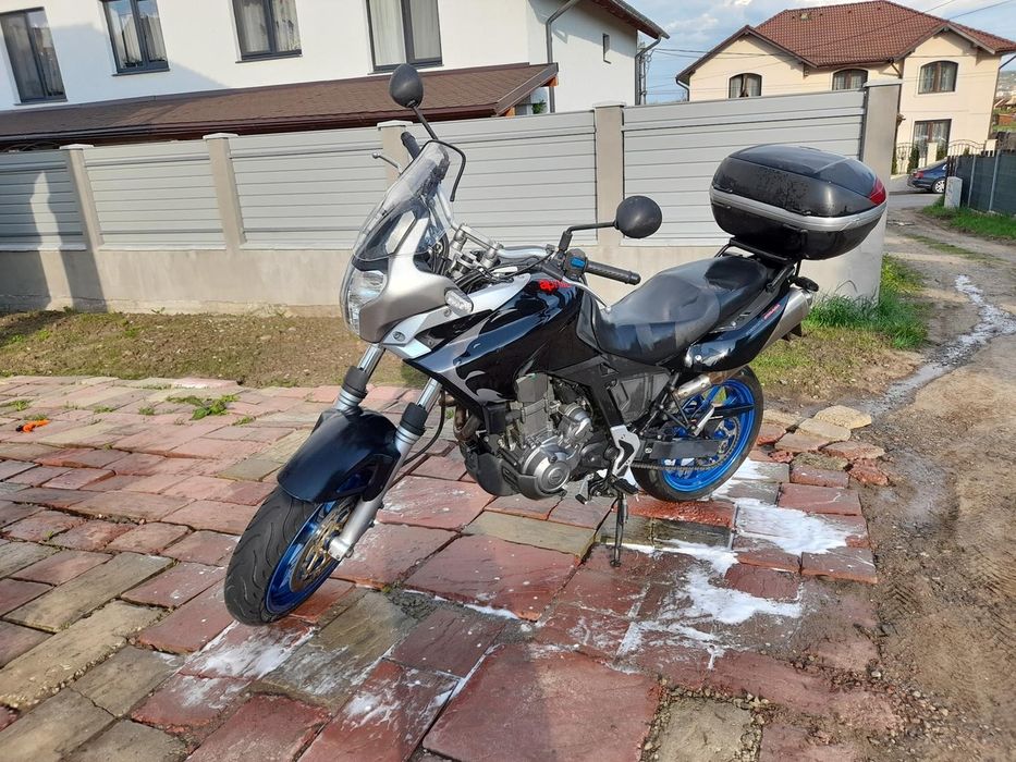Vând Aprilia Pegaso Strada 650 din 2005
