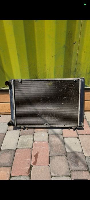 Продам родиатор для гозели подходит для многих моделей