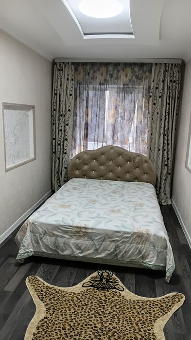 Сдам квартирув центре города Универсам