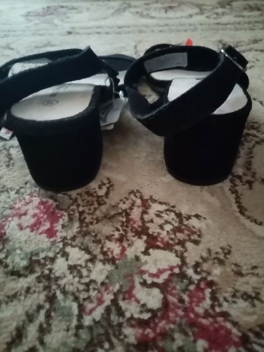 Босоножки размер 37