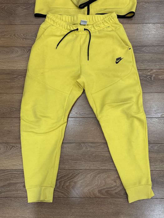 Nike tech fleece