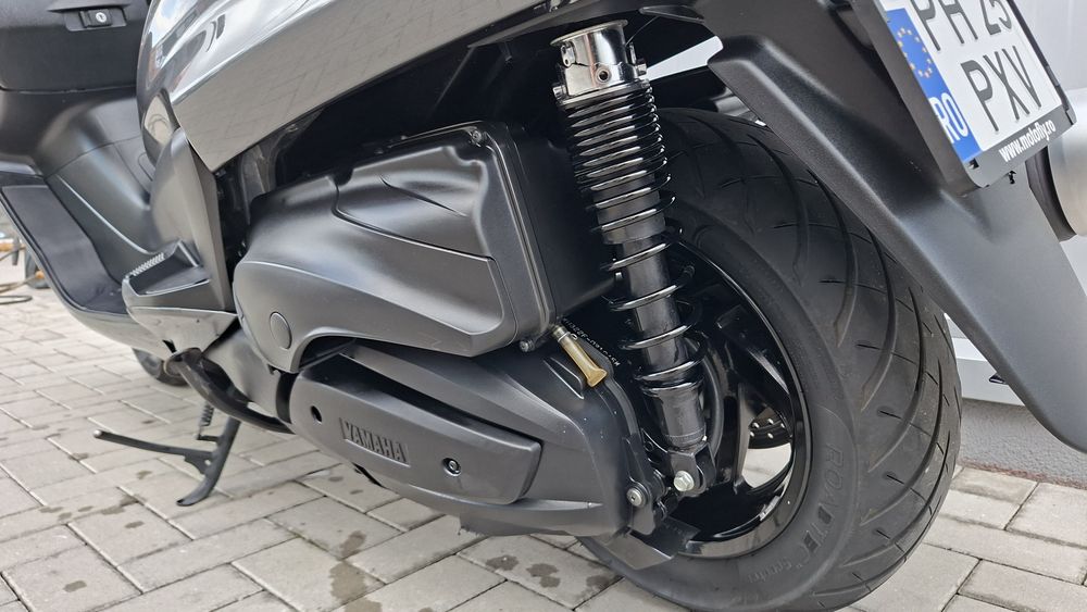 MotoFly vinde Yamaha Majesty 400 2009
