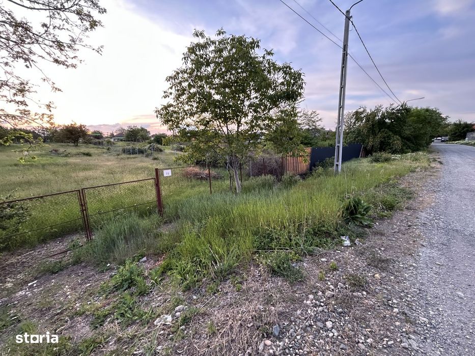 Vand teren intravilan,ptr.constructie,st.1440 mp.(70x20,5ml),Ar.Nou