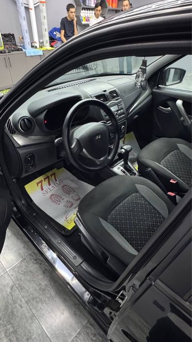 Lada granta avtamat sotiladi !