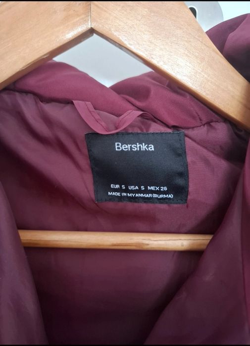 Geacă Bershka mărimea S