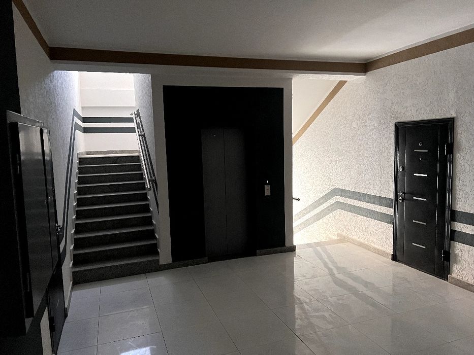 Subsidiya va naqtga.Yangi 2x 67kv sotiladi. 1 etaj. Vod bo'lgan