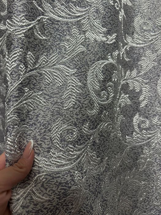 Продам шторы в отличном состоянии 2,5