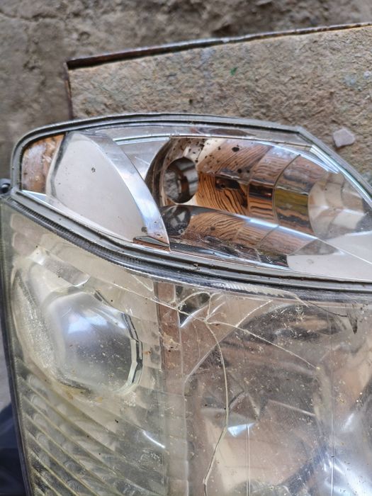 Фар Ниссан хтреил т30 и стоп