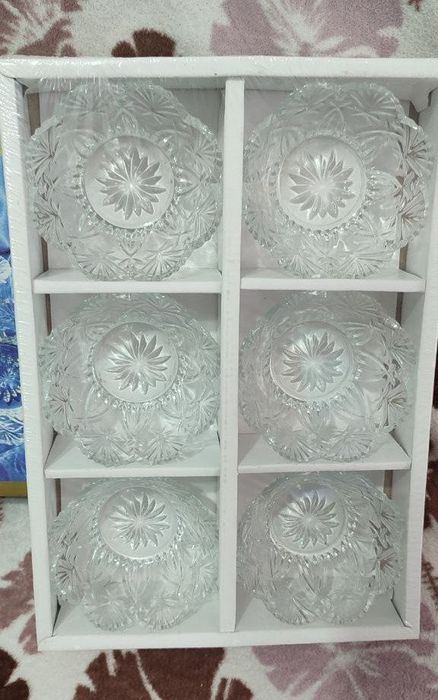 Набор стеклянных салатников