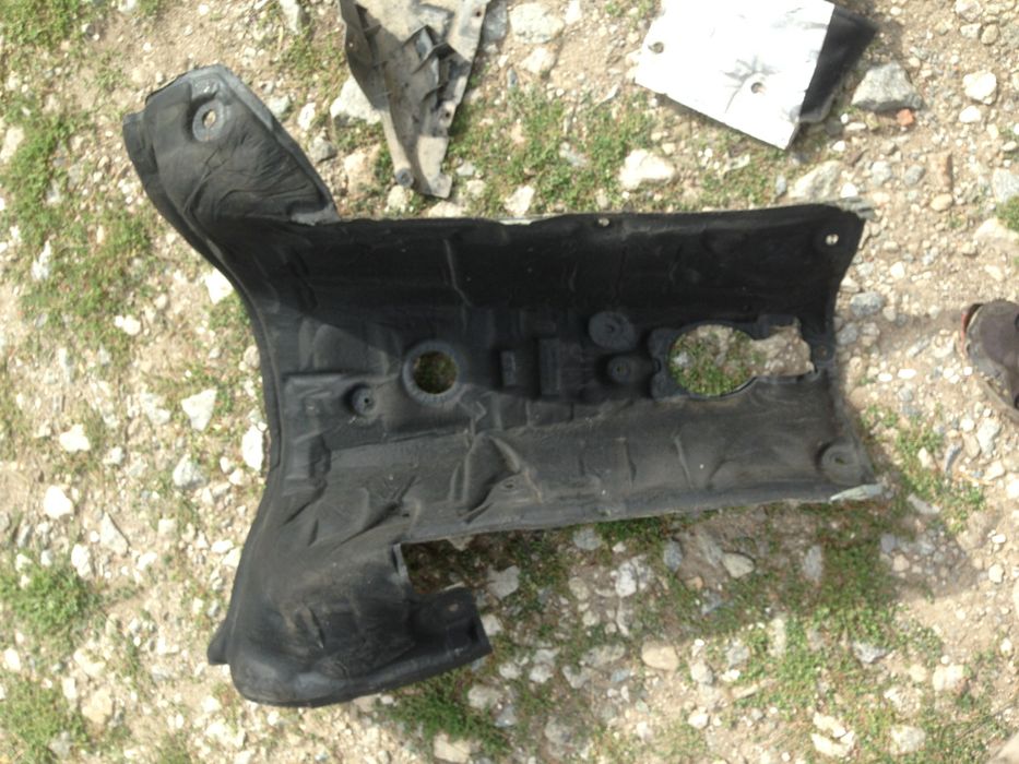 Кора двигател подкалник кори скорости изолаци БМВ Е90 е91 е92 е93