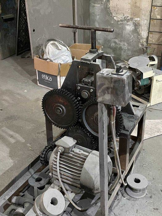 Электрический трубогибочный станок