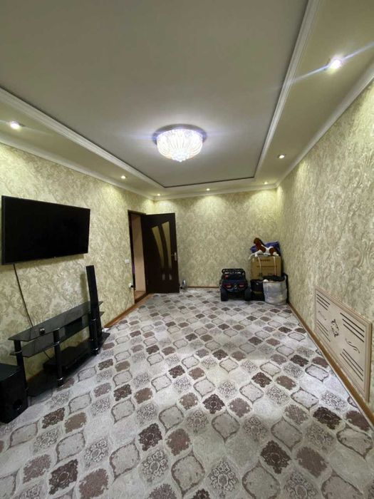 Караташ метро Дружба Народов 2 хона, 60м2 квартира ШОШИЛИНЧ сотилади!