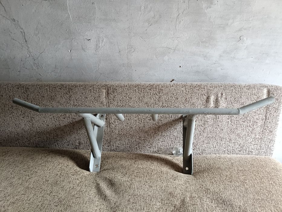 Продам грушу боксёрскую с турником