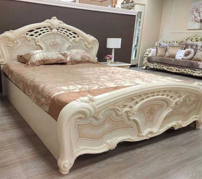 Продается кровать. С матрасом.