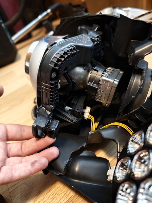 Части за Би-Ксенон LED фар Peugeot 508 (2011-2014) – ЛЯВ + Чисто ново стъкло