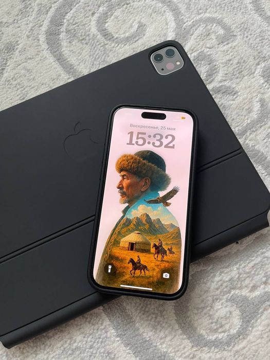 Продам iPhone 15 про