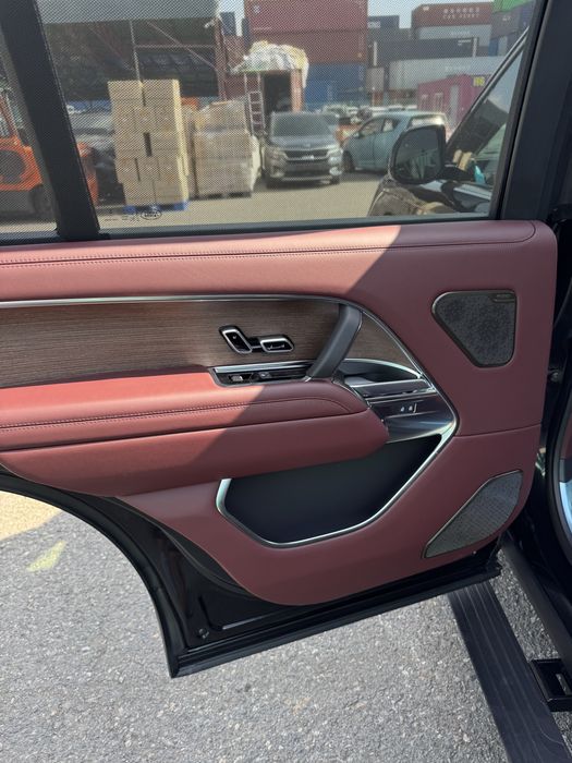 Range Rover P530 LWB (long)
