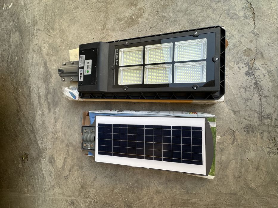 Солнечный панели светилник