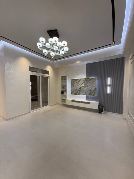 Срочно! Продаётся двухкомнатная квартира Юнусабад 8 квартал 1 этаж