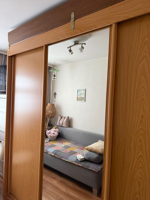 Vând dulap pentru living sau dormitor