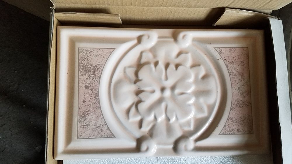 Кафель                                                            .