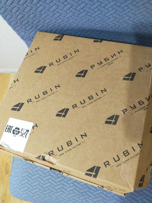 Настенные часы в отличном состоянии