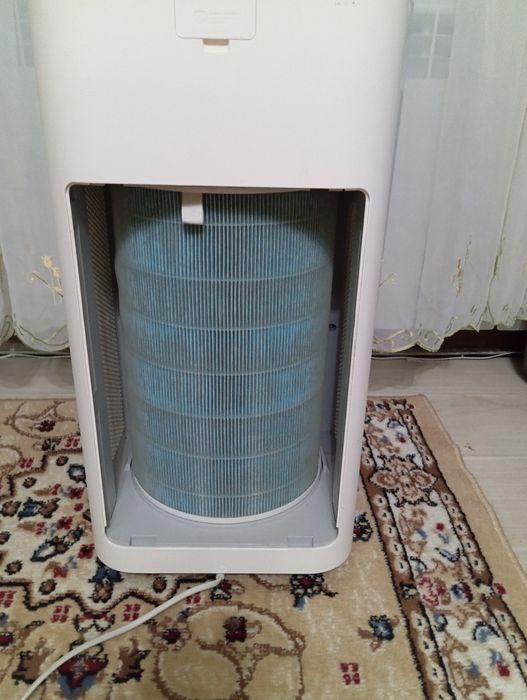 Продам очиститель воздуха