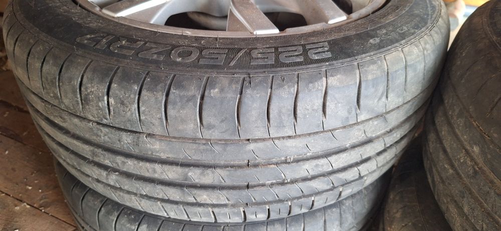 Джанти 17 цола  5х112 с летни гуми 225 50 17