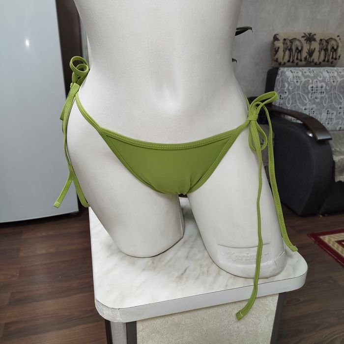 купальники продам