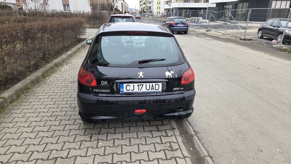 Vând Peugeot 206