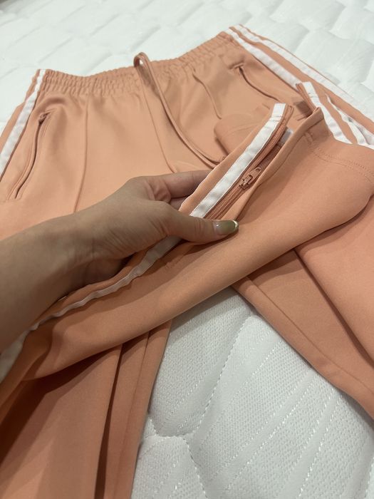 Adidas спортивный костюм