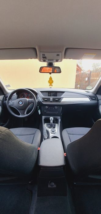 BMW X1 2012 — imagine 5