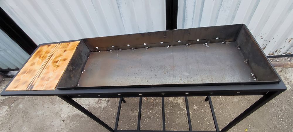 Мангал новый продаю