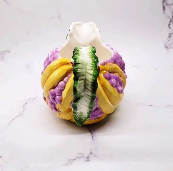 Намалена! Ръчно рисувана италианска  керамична кана