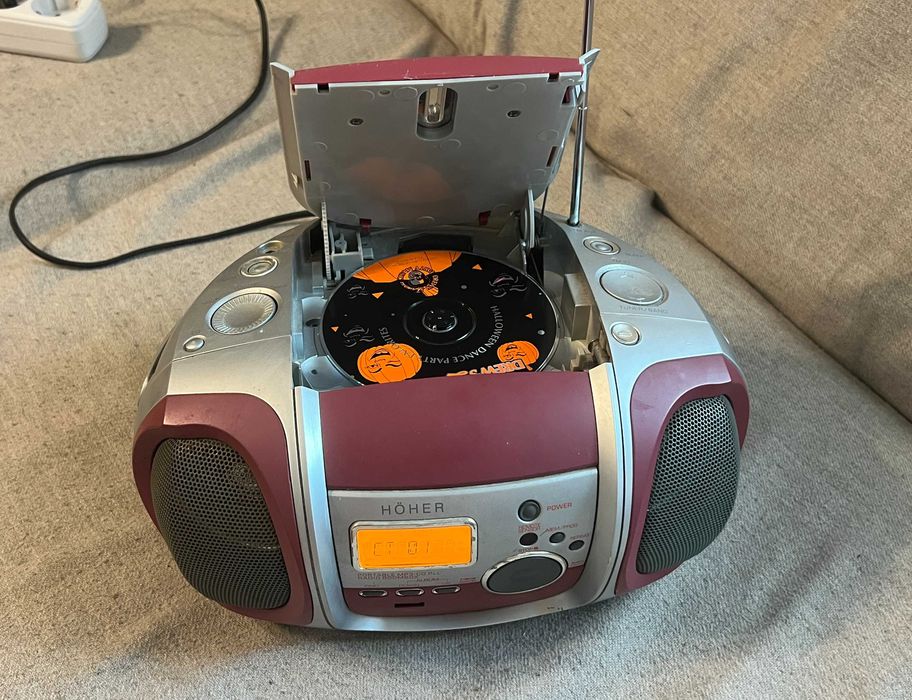 Radio CD Player Hoher RCD1937 cu USB si MP3 - Stare buna