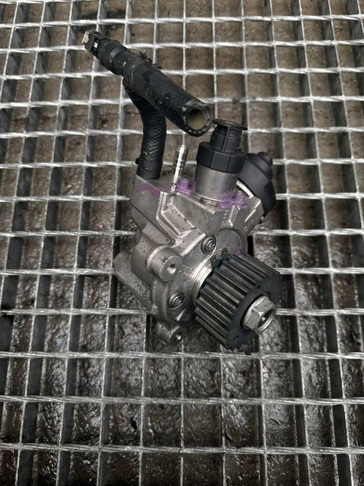 Pompa inalta Vw Passat B8 2.0 TDI cod 0445010537 an 2012 - 2017 Vw Golf 7 Vw Tiguan Vw Sharan